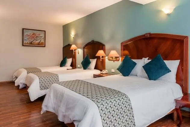 Traditional Üç Kişilik Oda, Özel Banyo