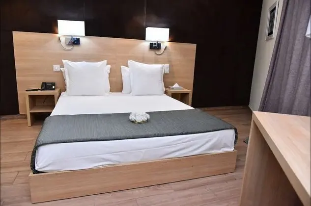 Tek Kişilik Oda, Sigara İçilmez