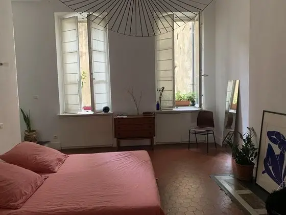 Tek Büyük Yataklı Oda (Grande chambre design)