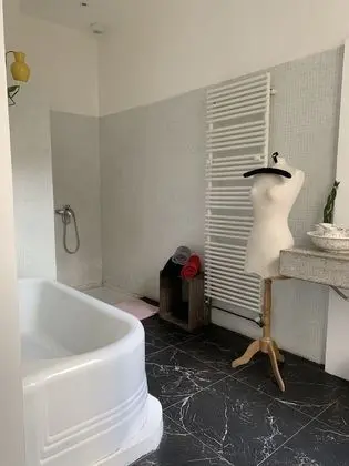 Tek Büyük Yataklı Oda (Grande chambre design)