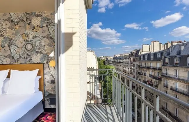 Comfort Tek Büyük Yataklı Oda (Paris)