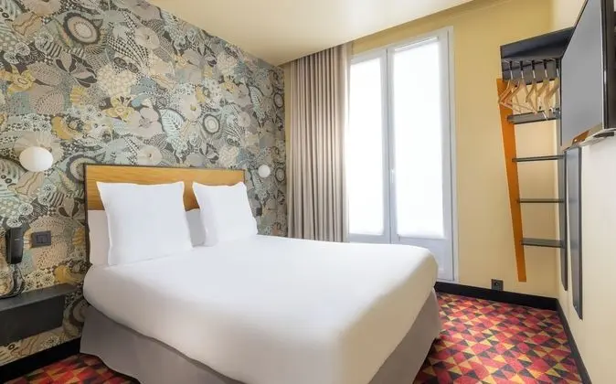 Comfort Tek Büyük Yataklı Oda (Paris)