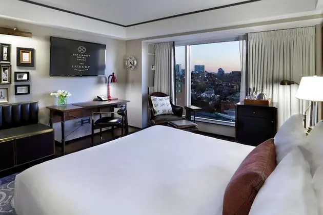 Grand Oda, 1 En Büyük (King) Boy Yatak, Köşe (Corner, Grand Deluxe)