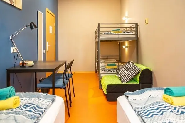 Economy Üç Kişilik Oda, 1 Yatak Odası, Ortak Banyo, Şehir Manzaralı