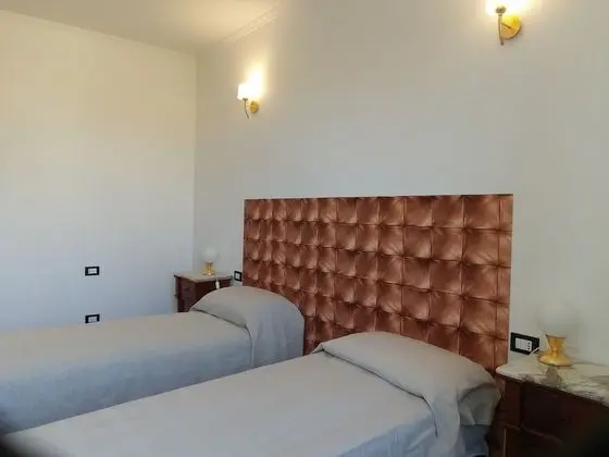 Romantic Tek Büyük Yataklı Oda