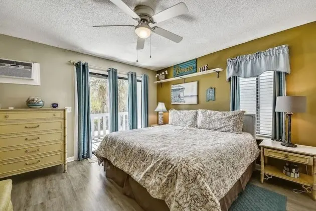 Townhome (BA4111-12)
