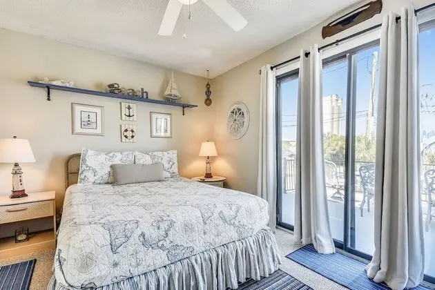 Townhome (BA4111-12)