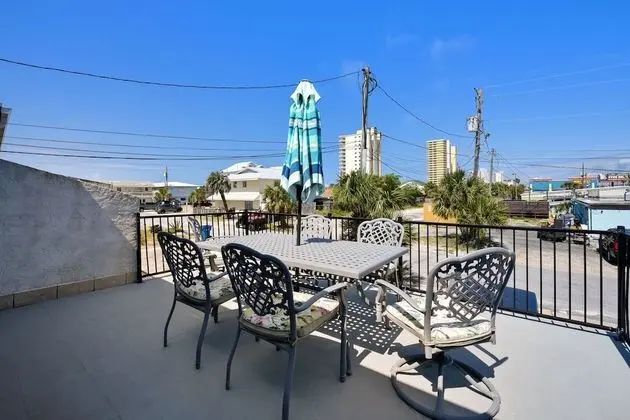 Townhome (BA4111-12)
