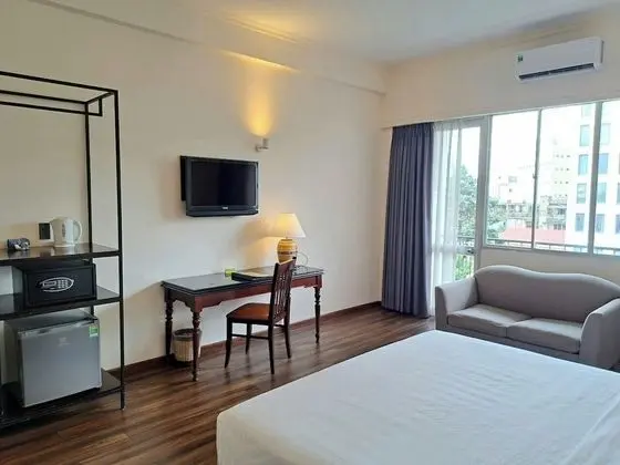 Signature Tek Büyük veya İki Ayrı Yataklı Oda, 1 Yatak Odası, Balkon, Şehir Manzaralı