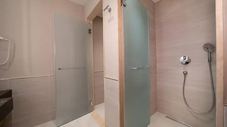 https://images.etstur.com/files/images/hotelImages/TR/214153/l/Liberty-Fabay-Oda-350741.jpg