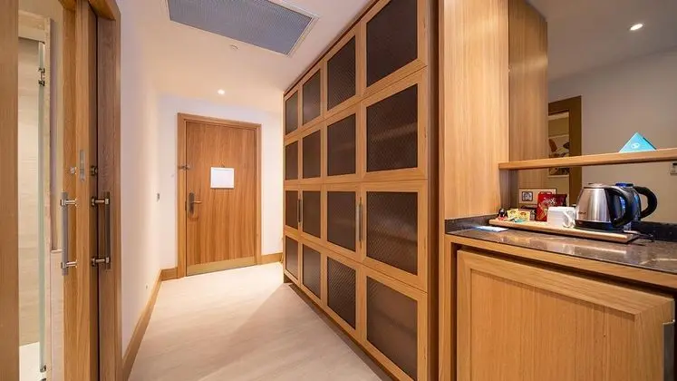 https://images.etstur.com/files/images/hotelImages/TR/214153/l/Liberty-Fabay-Oda-350760.jpg