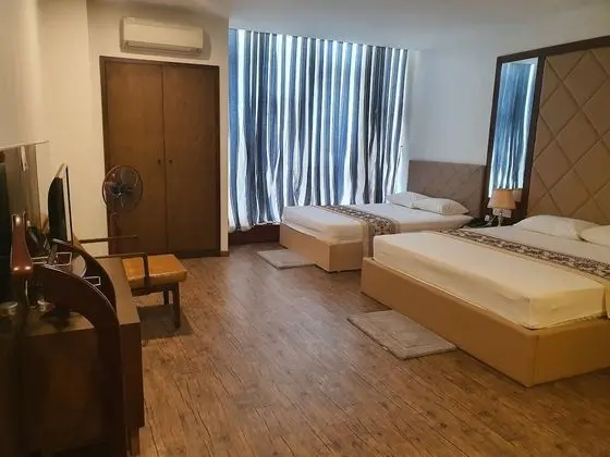 Family Tek Büyük veya İki Ayrı Yataklı Oda
