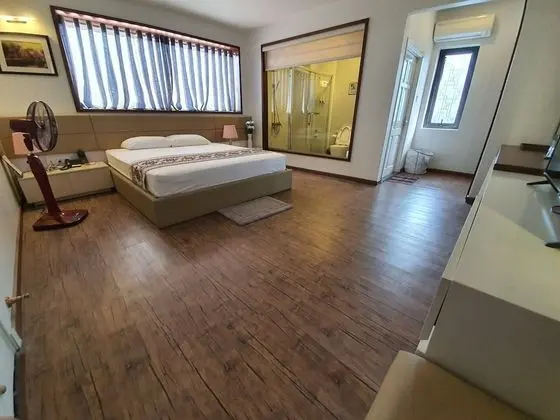 Standard Tek Büyük Yataklı Oda