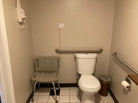 Standard Oda, 1 En Büyük (King) Boy Yatak, Engellilere Uygun