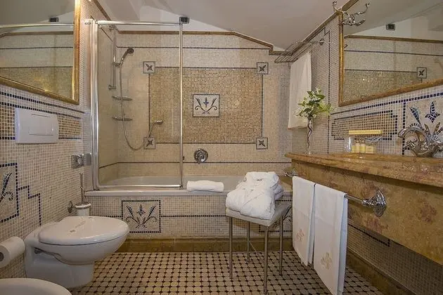 Deluxe Tek Büyük veya İki Ayrı Yataklı Oda