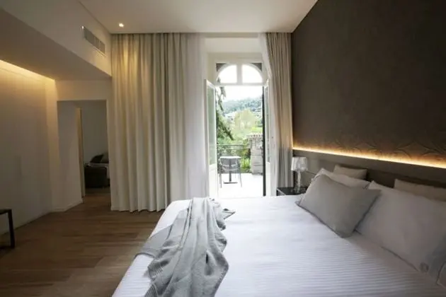 Deluxe Tek Büyük Yataklı Oda, Bahçe Manzaralı