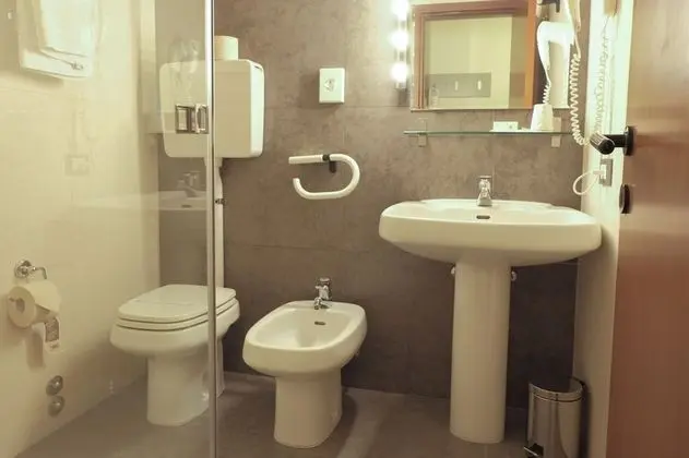 Tek Büyük veya İki Ayrı Yataklı Oda