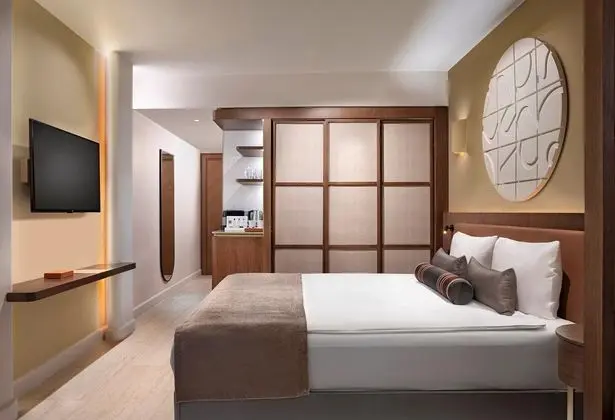 https://images.etstur.com/files/images/hotelImages/TR/50557/l/Liberty-Hotels-Lykia-Oda-379258.jpg