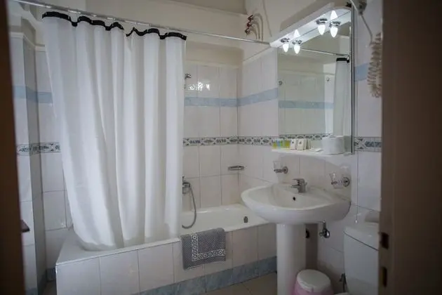 Deluxe Üç Kişilik Oda