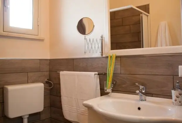 Economy Tek Büyük Yataklı Oda