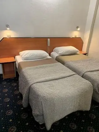 İki Ayrı Yataklı Oda