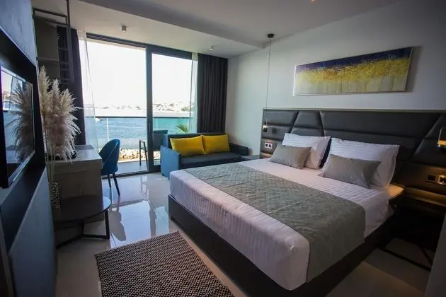 Deluxe Oda, Balkon, Deniz Manzaralı