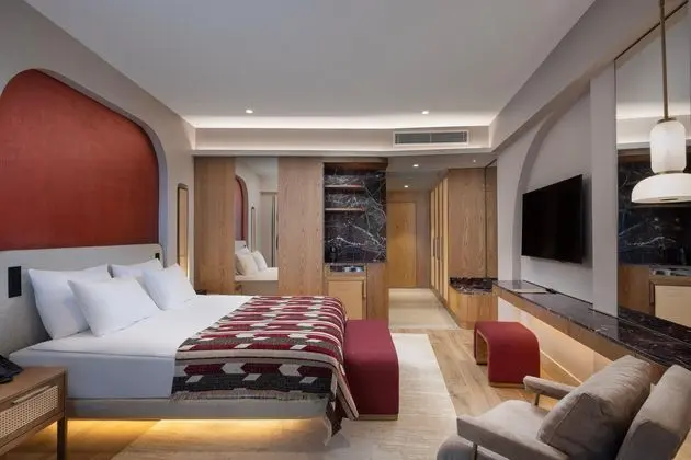 https://images.etstur.com/imgproxy/resize/2560x1440/files/images/hotelImages/etsrooms/512347/Liberty_Signa_20250604121453_1.jpg