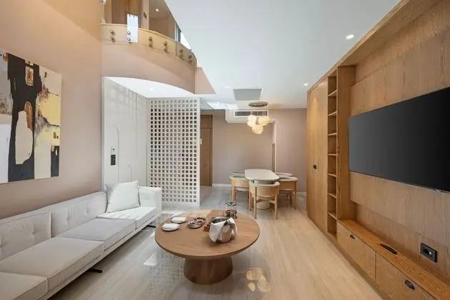 Premium Göl Evi