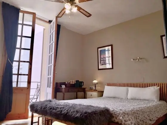 Comfort Tek Büyük veya İki Ayrı Yataklı Oda, Balkon, Bahçe Manzaralı