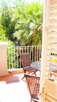 Premium Tek Büyük Yataklı Oda, Teras, Bahçe Manzaralı