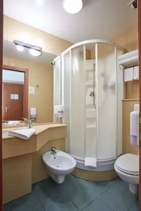 Tek Kişilik Oda