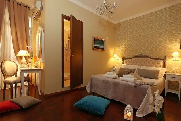 Superior Tek Büyük Yataklı Oda