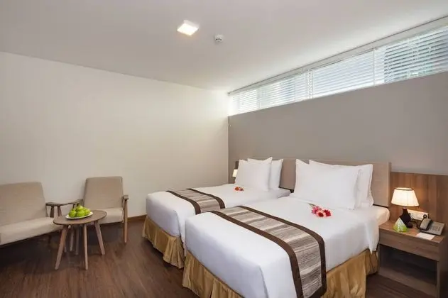Deluxe Double or Twin Room with No Window