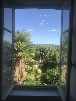 Tek Büyük Yataklı Oda, Tepe Manzaralı