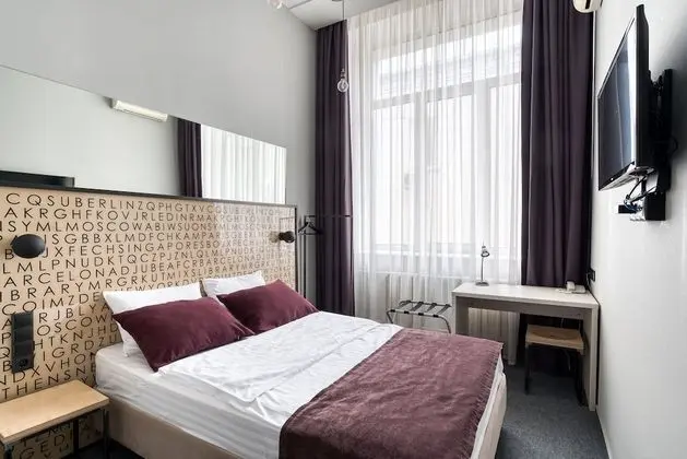 Standard Tek Büyük Yataklı Oda