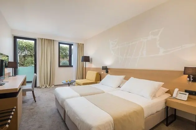Superior double room with balcony, additional bed