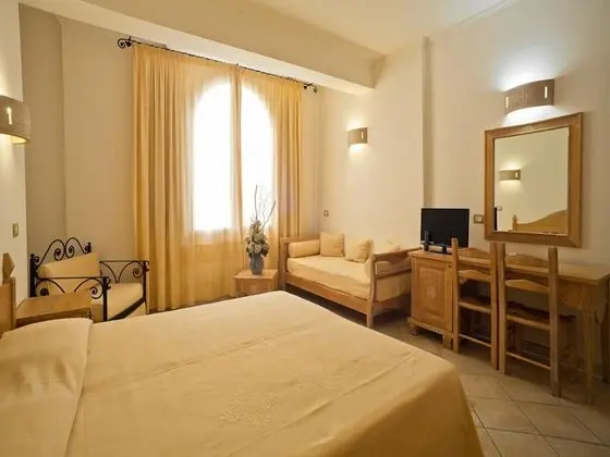 Tek Büyük Yataklı Oda