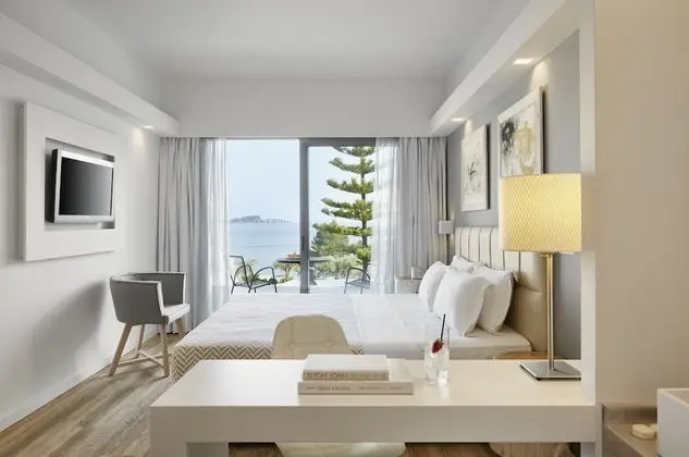 Superior Tek Büyük veya İki Ayrı Yataklı Oda, Deniz Manzaralı