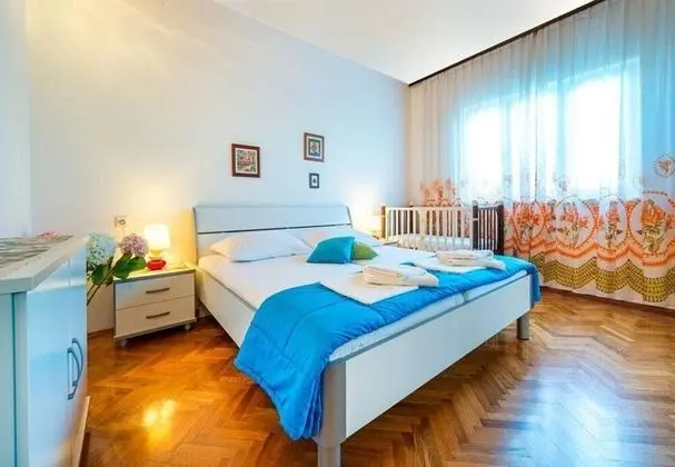 Ev (Lidi - 30 m from beach - H(6+2))