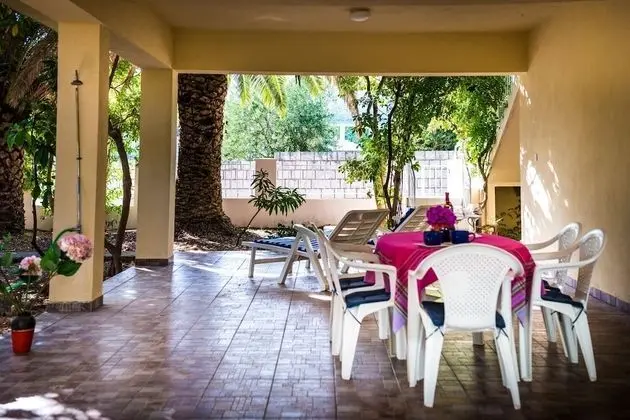 Ev (Lidi - 30 m from beach - H(6+2))