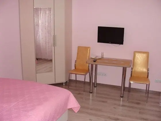 Economy Tek Büyük Yataklı Oda