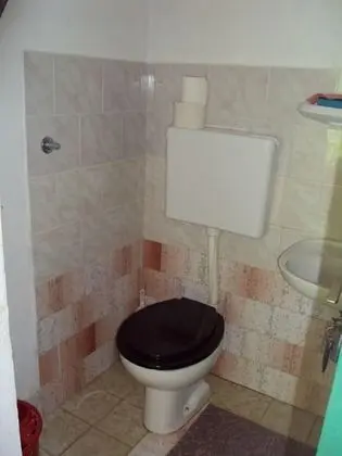 Ev (Lidija - Robinson House - H(2+2))