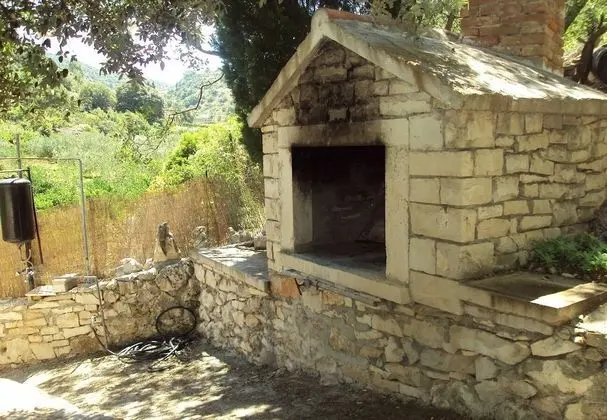 Ev (Lidija - Robinson House - H(2+2))