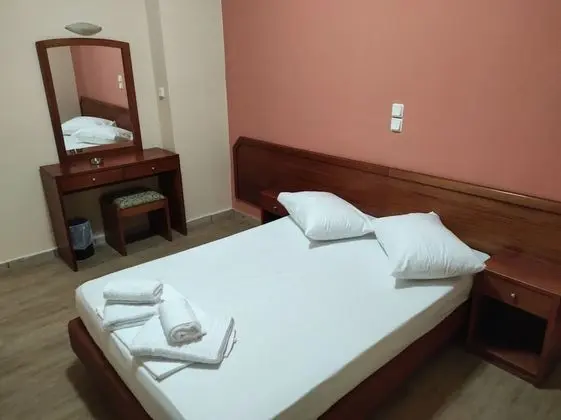 Economy Tek Büyük veya İki Ayrı Yataklı Oda