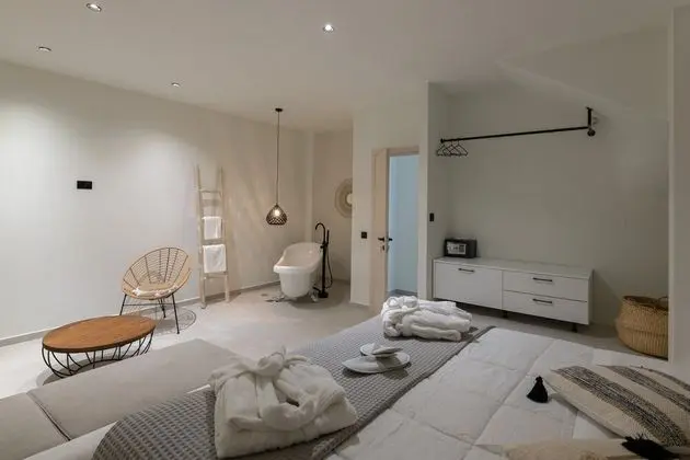 Villa, 4 Yatak Odası, Kişiye Özel Havuzlu