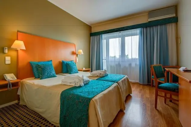 Üç Kişilik Oda