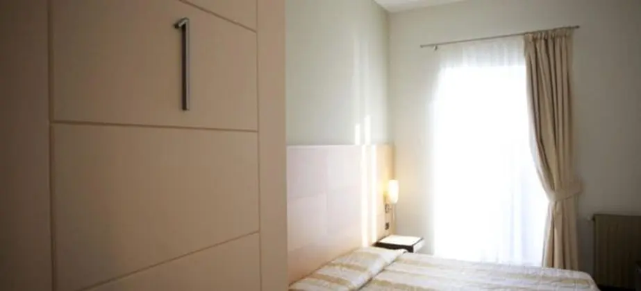 Tek Büyük Yataklı Oda, Göl Manzaralı