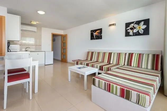Apart Daire, 1 Yatak Odası, Balkon, Kısmi Deniz Manzaralı