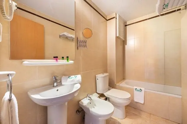 Apart Daire, 1 Yatak Odası, Balkon, Kısmi Deniz Manzaralı