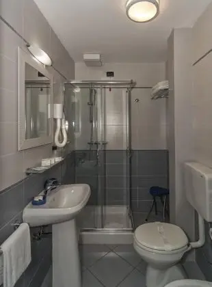 Standard Tek Büyük veya İki Ayrı Yataklı Oda